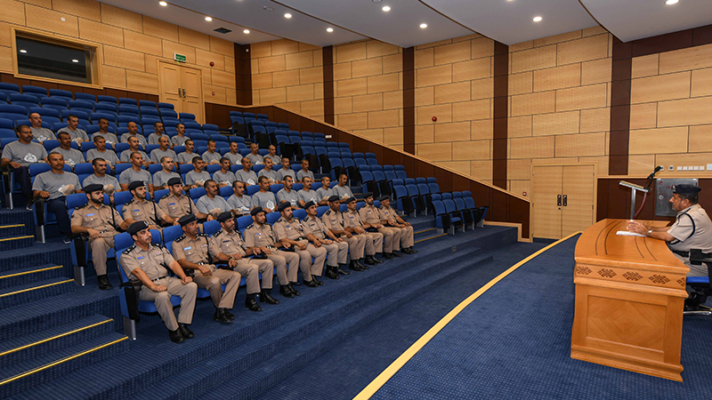 افتتاح البرنامج التدريبي لدورة الضباط المُرشحين التخصصيين