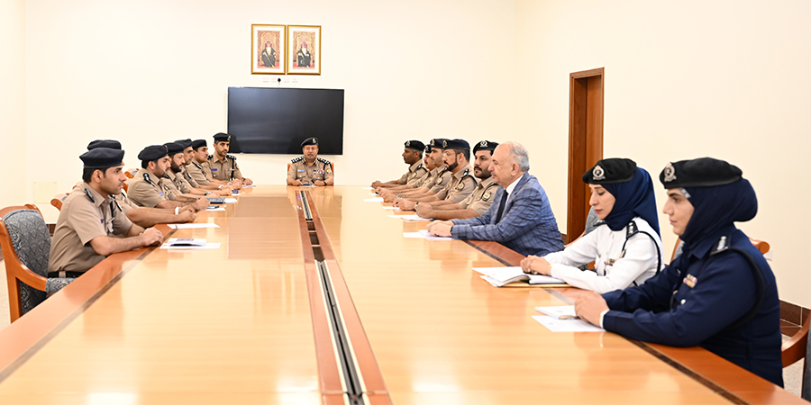 اجتماع المجلس الإداري بأكاديمية السلطان قابوس لعلوم الشرطة