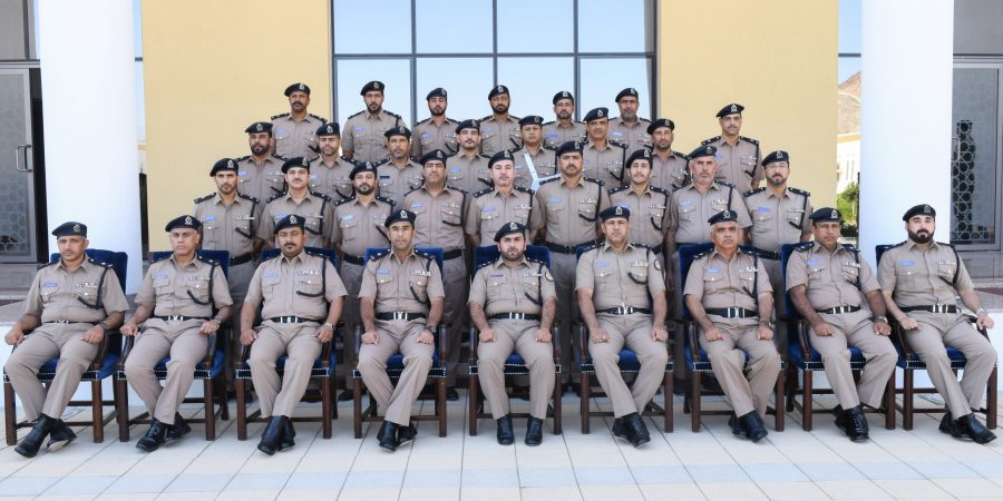 جانت من دورة القيادة الوسطى لرتبة رائد.