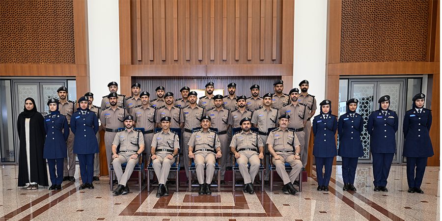 رعى حفل الاختتام العقيد ناصر بن علي الهوتي، مساعد قائد أكاديمية السلطان قابوس لعلوم الشرطة.