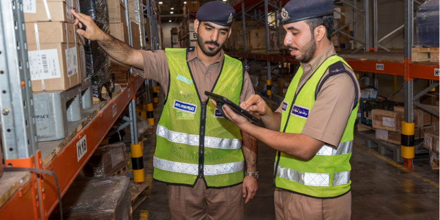 دورة الإجراءات الجمركية بأكاديمية السلطان قابوس لعلوم الشرطة